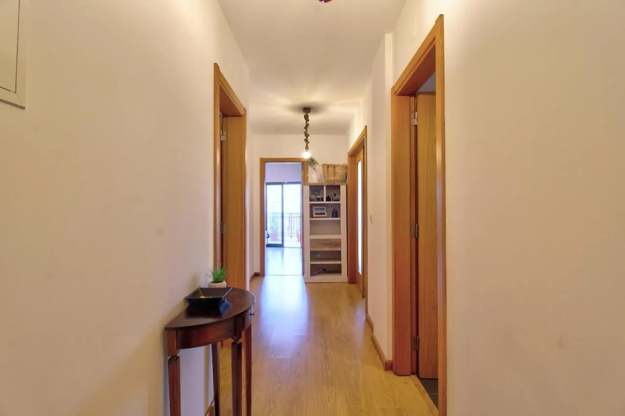Olhão Spacious Terrace, Swimming Pool, Private Parking דירה