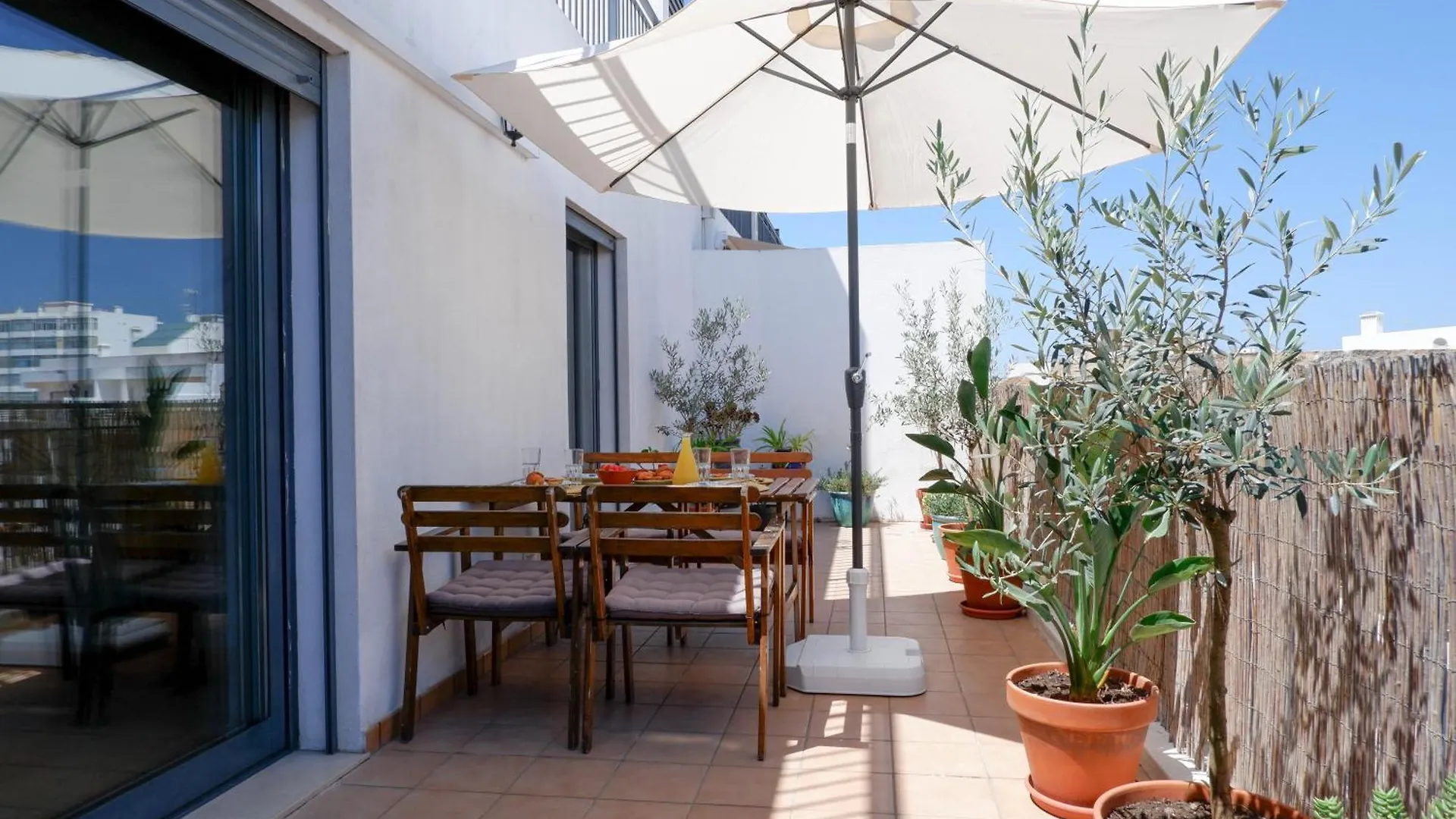 Olhão Spacious Terrace, Swimming Pool, Private Parking פורטוגל