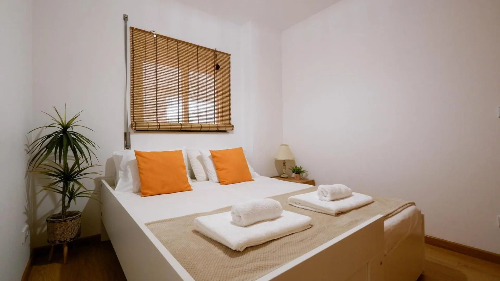 Olhão Spacious Terrace, Swimming Pool, Private Parking 0*,